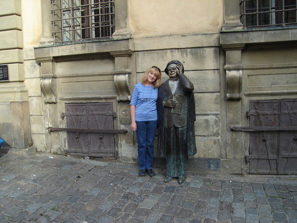 Елена Захарова