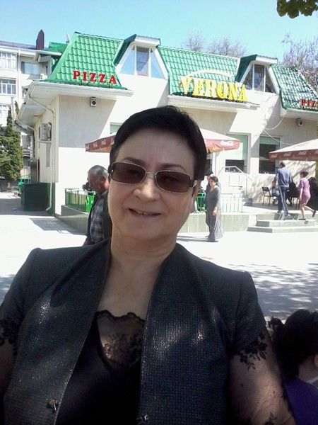 Людмила Саникидзе