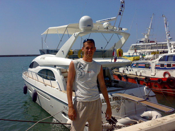 Неизвестно Неизвестно