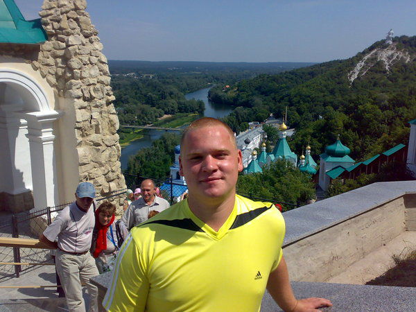 Николай Оладько