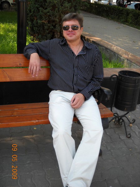 Анатолий Зенин