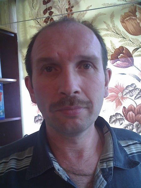 Леонид Тауснев