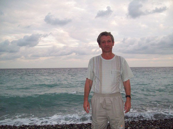 Володя Плакатин