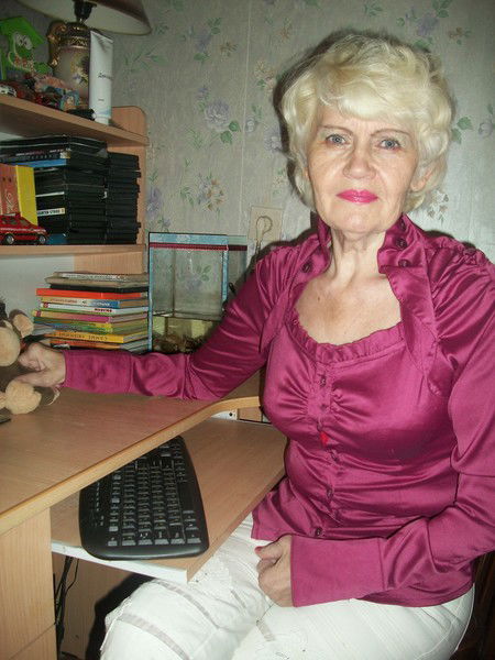 Лариса Абдурахманова