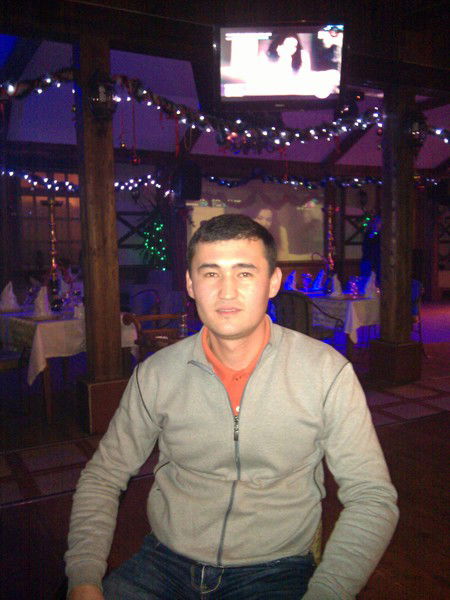 Назармухамедов Дониёр