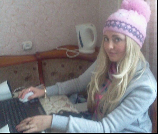 Алена Красова