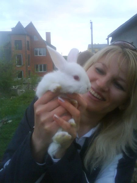 Оля Скочеляс