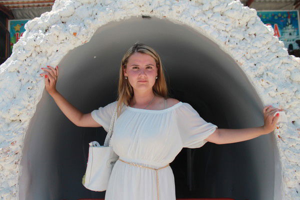 Люба Абросимова