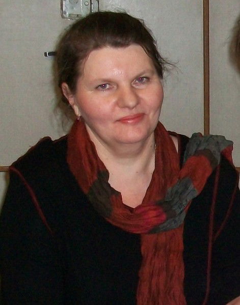 Нина Холодова