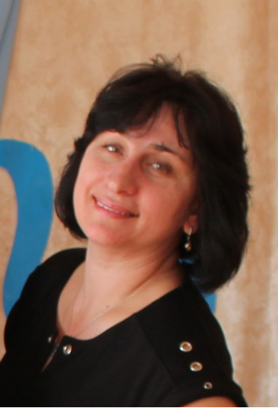 Лариса Вахонина