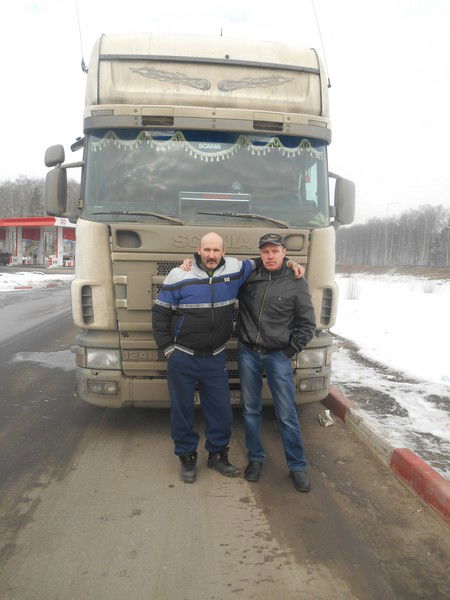 Слава Попов