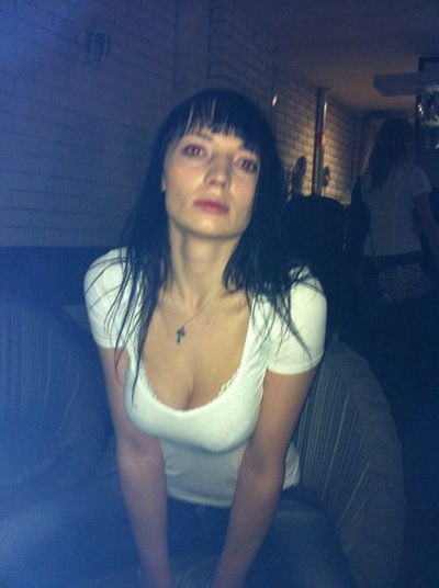 Люба Попова