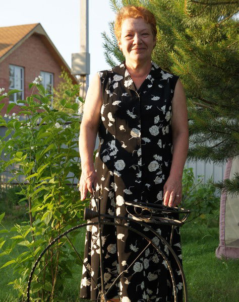 Елена Сержанова