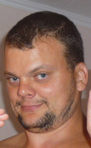 Дмитрий Неустроев