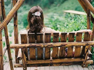 Лариса Жапарова