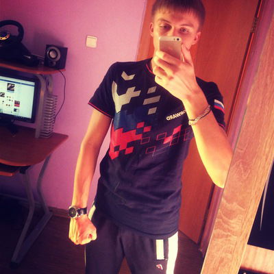 Миша Иванов