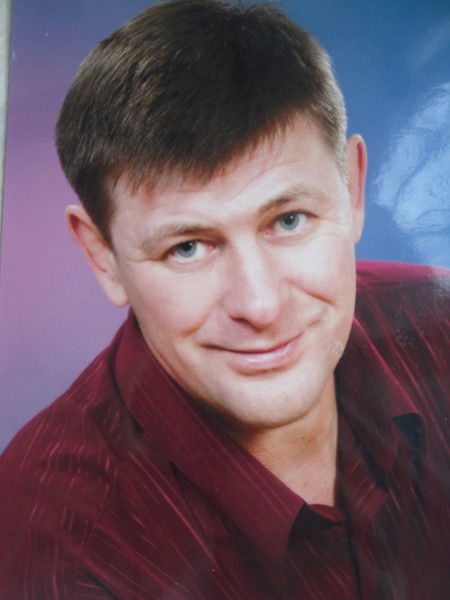 Александр Петров