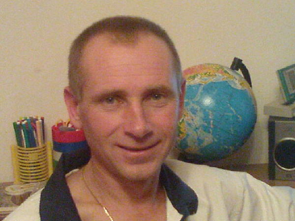 Анатолий Деревянко