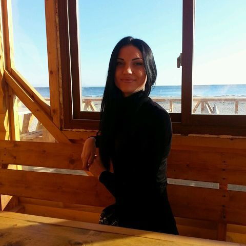 ...julia Solopova...