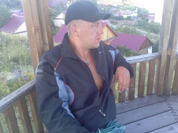 Сергей Леонов