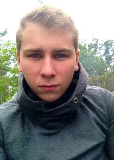 Артем Беззаботин