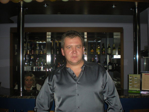 Дмитрий Комиссаров