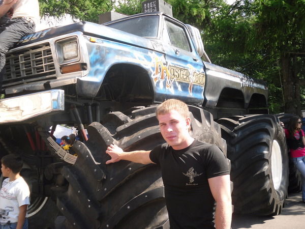 Михаил Малков