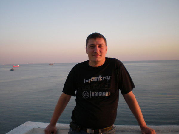 Игорь Конюшинский