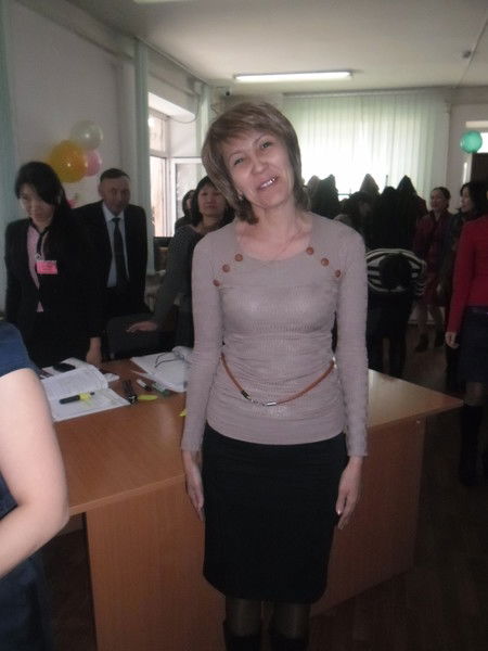 Лазат Аханбекова