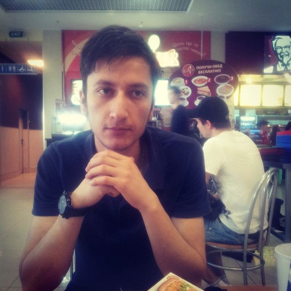 Навруз Алиев