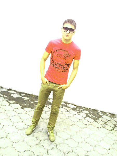 Омир Муратов