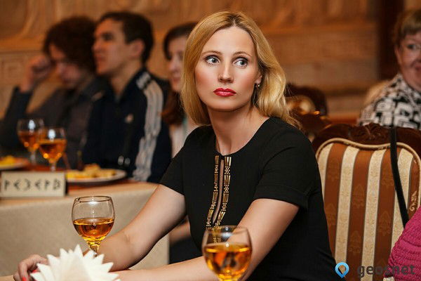 Любовь Комбарова