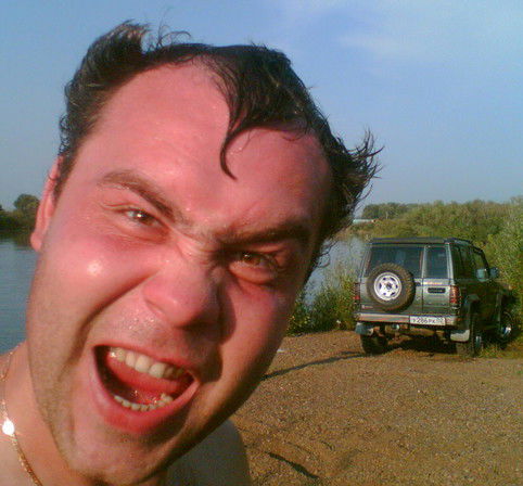 Артур Латипов