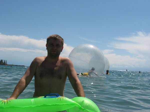 Виталий Костенко