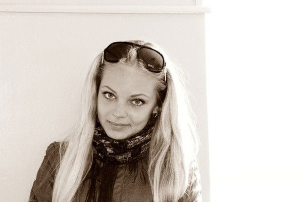 Света Света