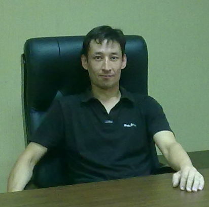 Умид Каримов