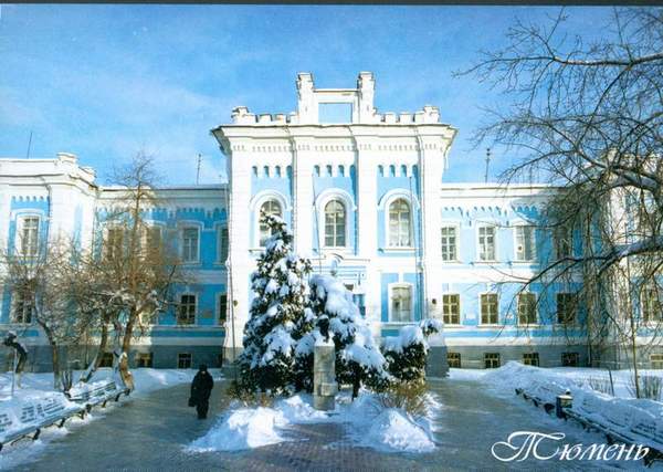 Андрей Артамонов