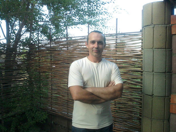 Владимир Левадный