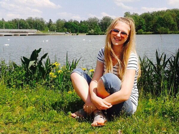 Алёнчик ))))))