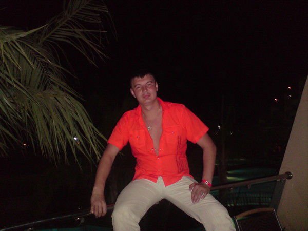 Анатолий Баранов