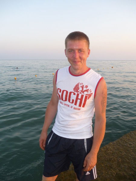 Виктор Ахмедов