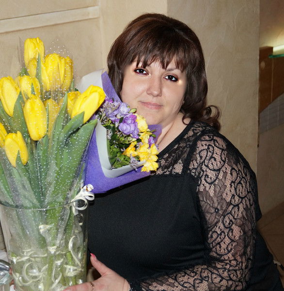 Елена Стаброва