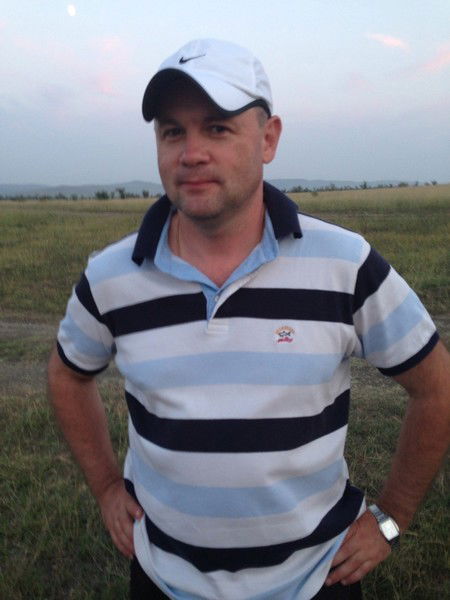 Сергей Леонов