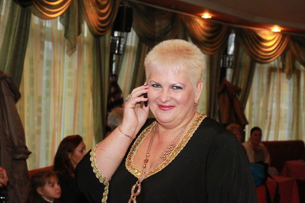 Елена Власова