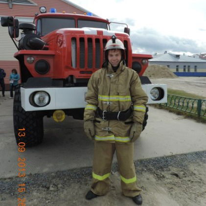 Максим Куриков