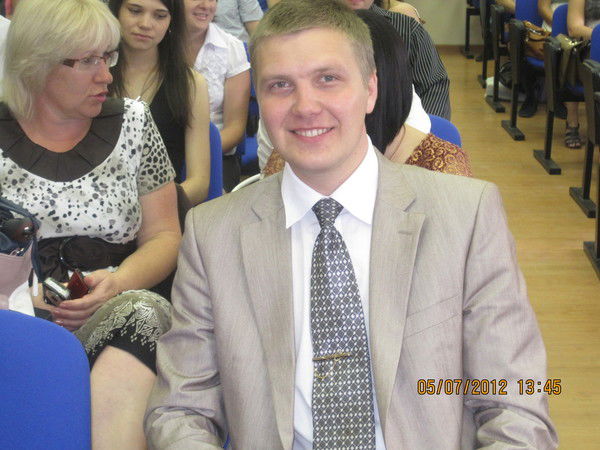 Антон Сафронов