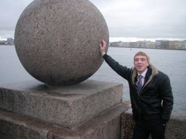 Владимир Мартынов