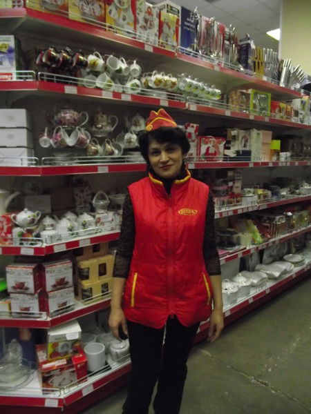 Лола Азаматова