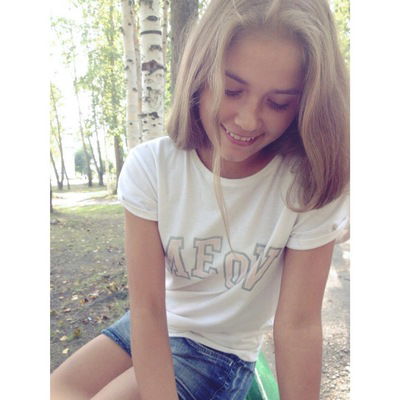 Яна Еланцева