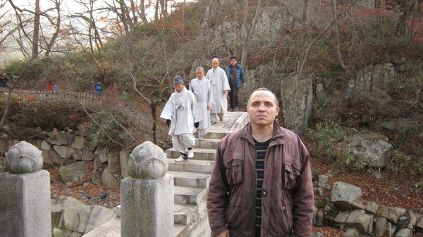 Влад Логинов